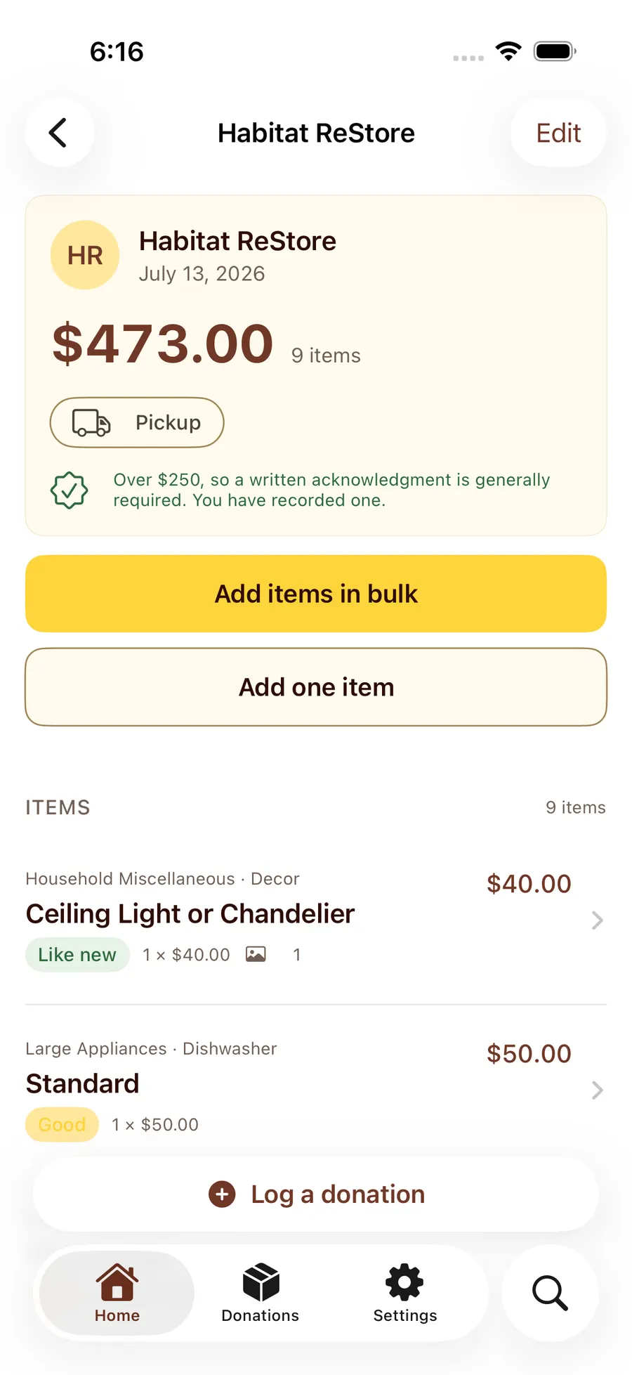 A saved drop-off in DeductiBee worth $473 across 9 items, marked as a pickup, with a note that gifts over $250 generally need a written acknowledgment and a checkmark showing one is on file, above the list of items and their conditions